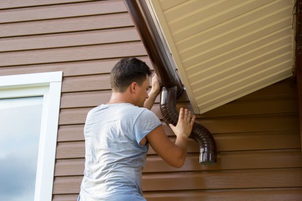 Cost of Porch Gutter Repair in Richland