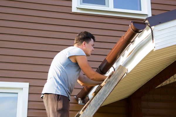 Porch Gutter Replacement in Richland