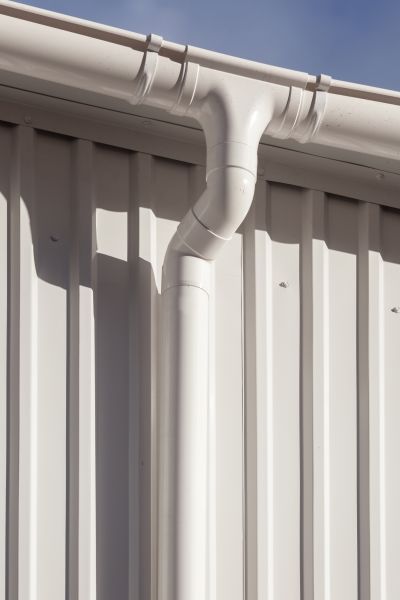 Building Gutter Replacement in Richland